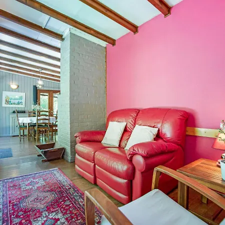 Шале Cozy In Ponts With Forest Near Труа-Пон