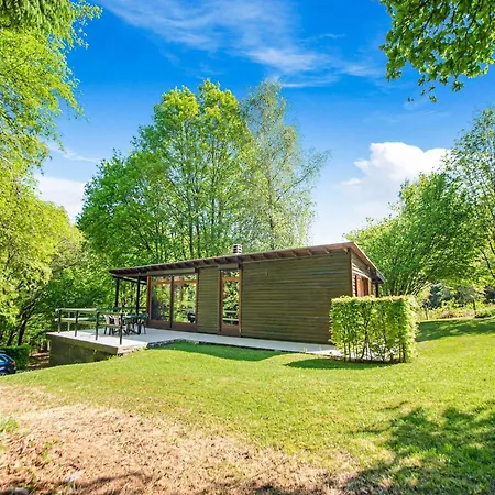 Seneric Chalet, Chalet Trois-Ponts